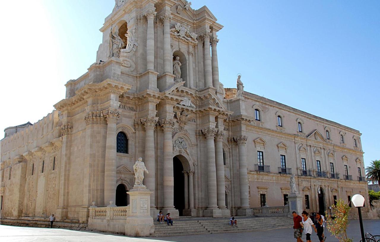 Beautiful Home In Siracusa With Kitchen Syracuse Eksteriør billede